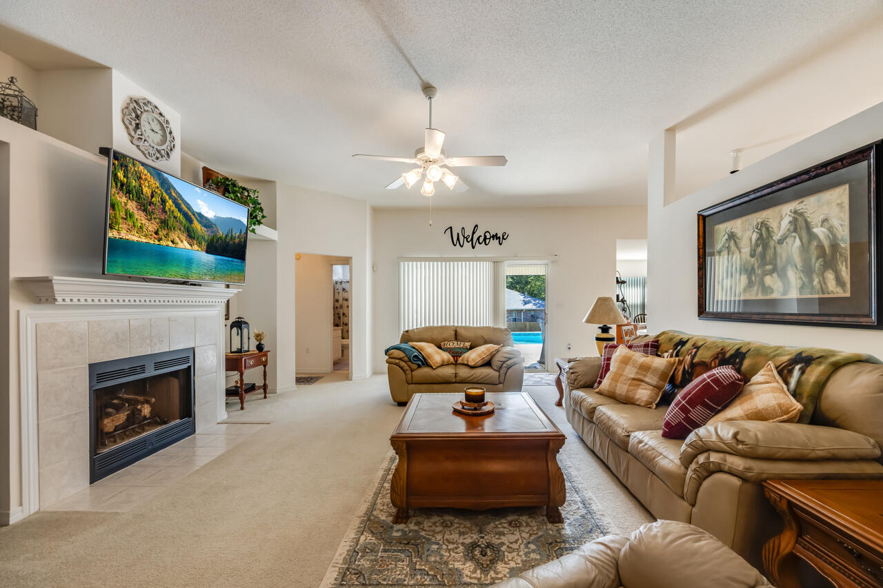 SILVER OAKS PH 1 - Residential