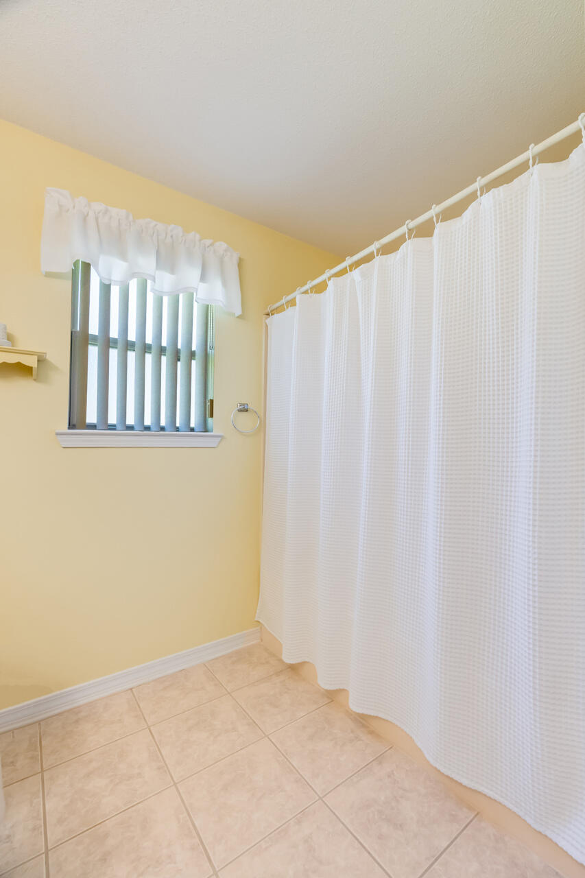 SILVER OAKS PH 1 - Residential