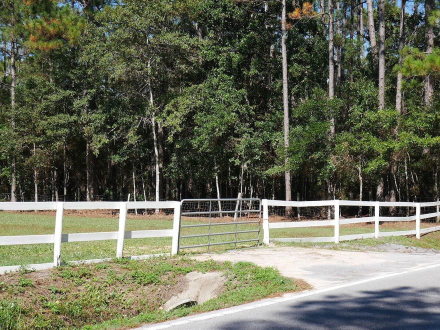 .47 acre parcel that is cleared and fenced south of Hwy 20 between Choctaw Beach and Basin Bayou. This property backs up to Eglin property ensuring maximum privacy.