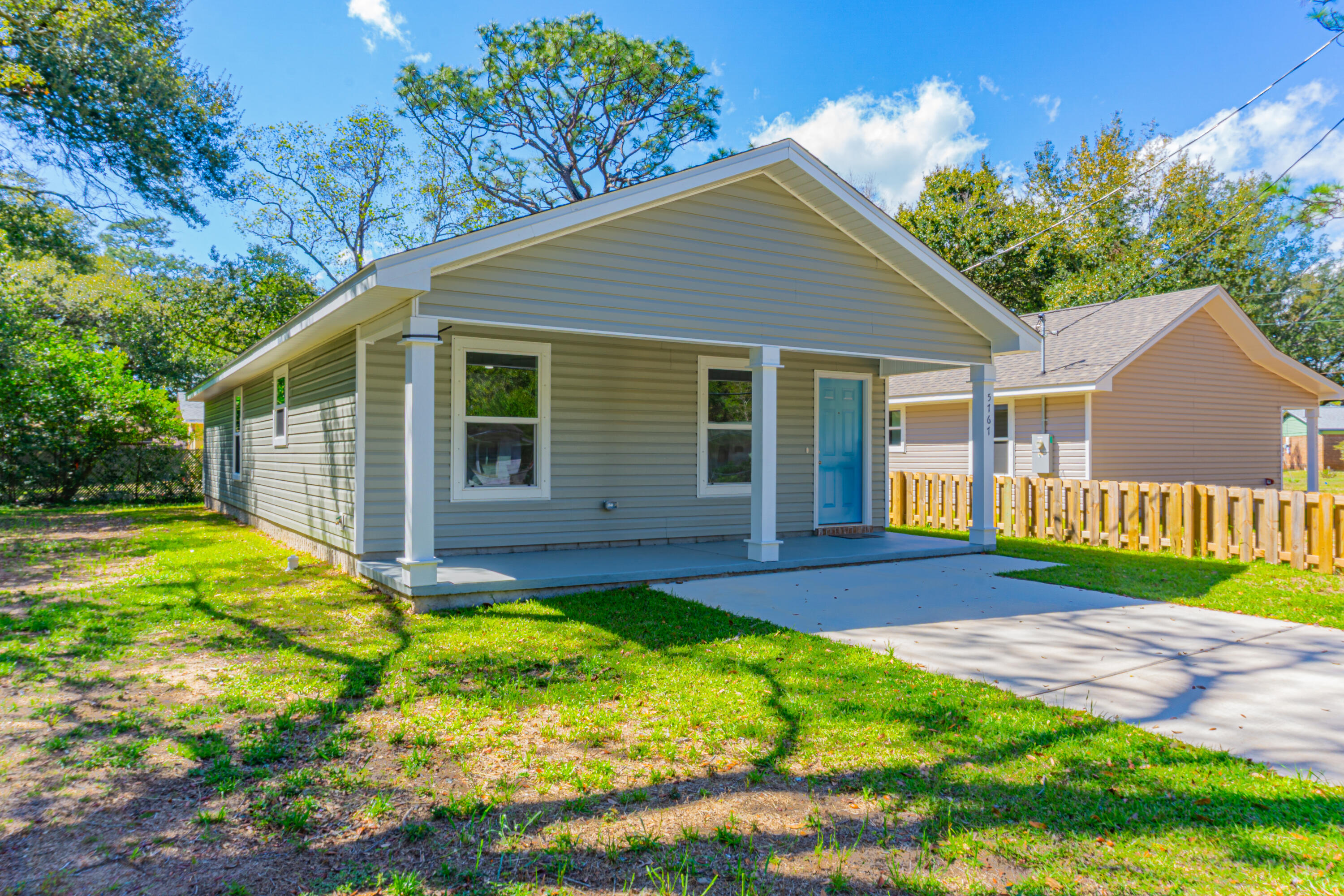 AVONDALE - Residential