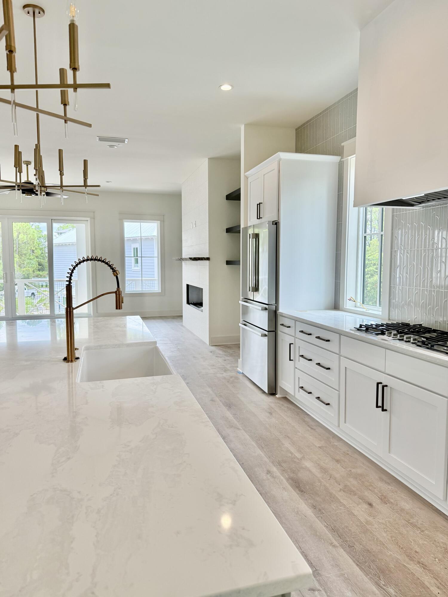 Treetop S/D - Residential