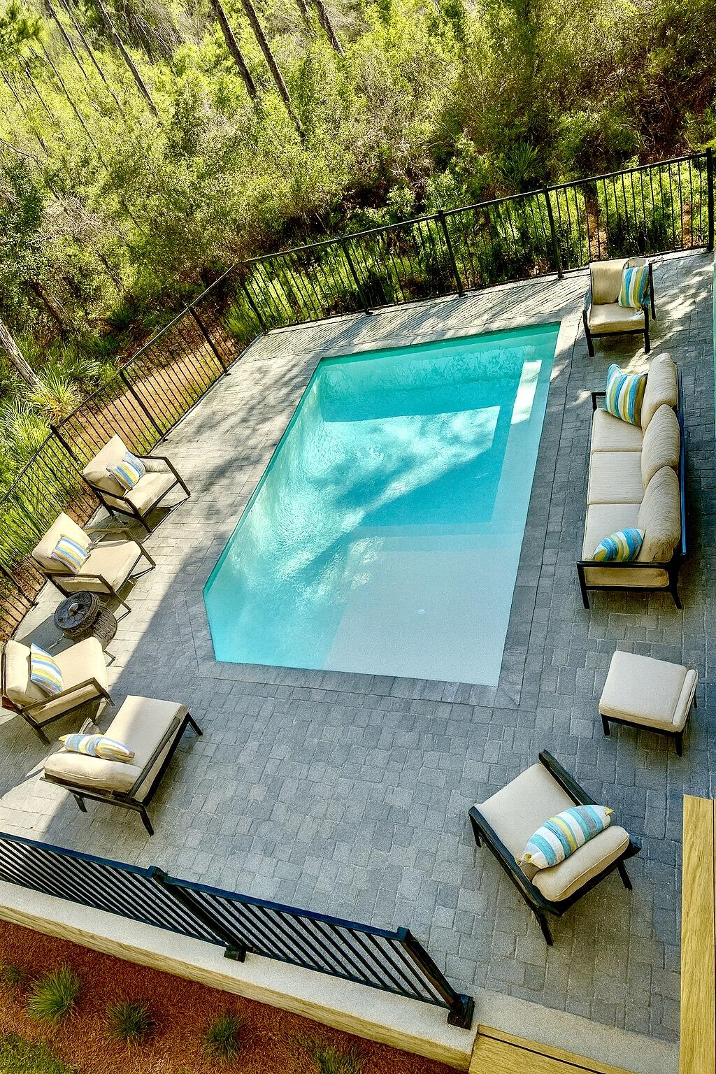 Treetop S/D - Residential