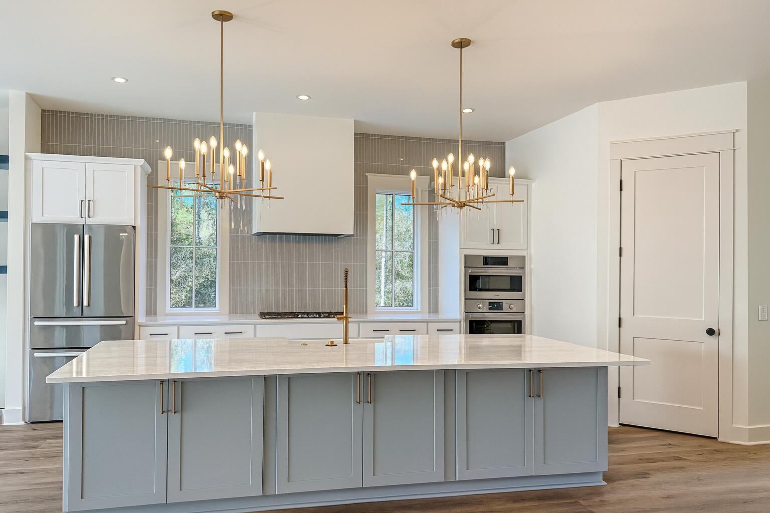 Treetop S/D - Residential