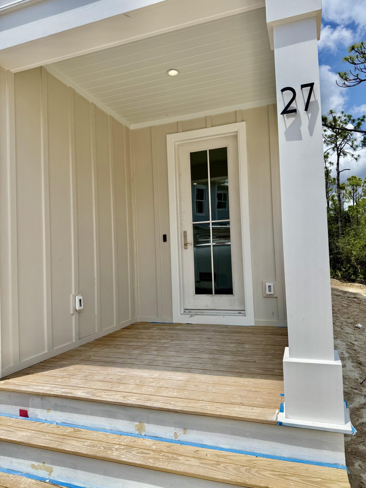 Treetop S/D - Residential