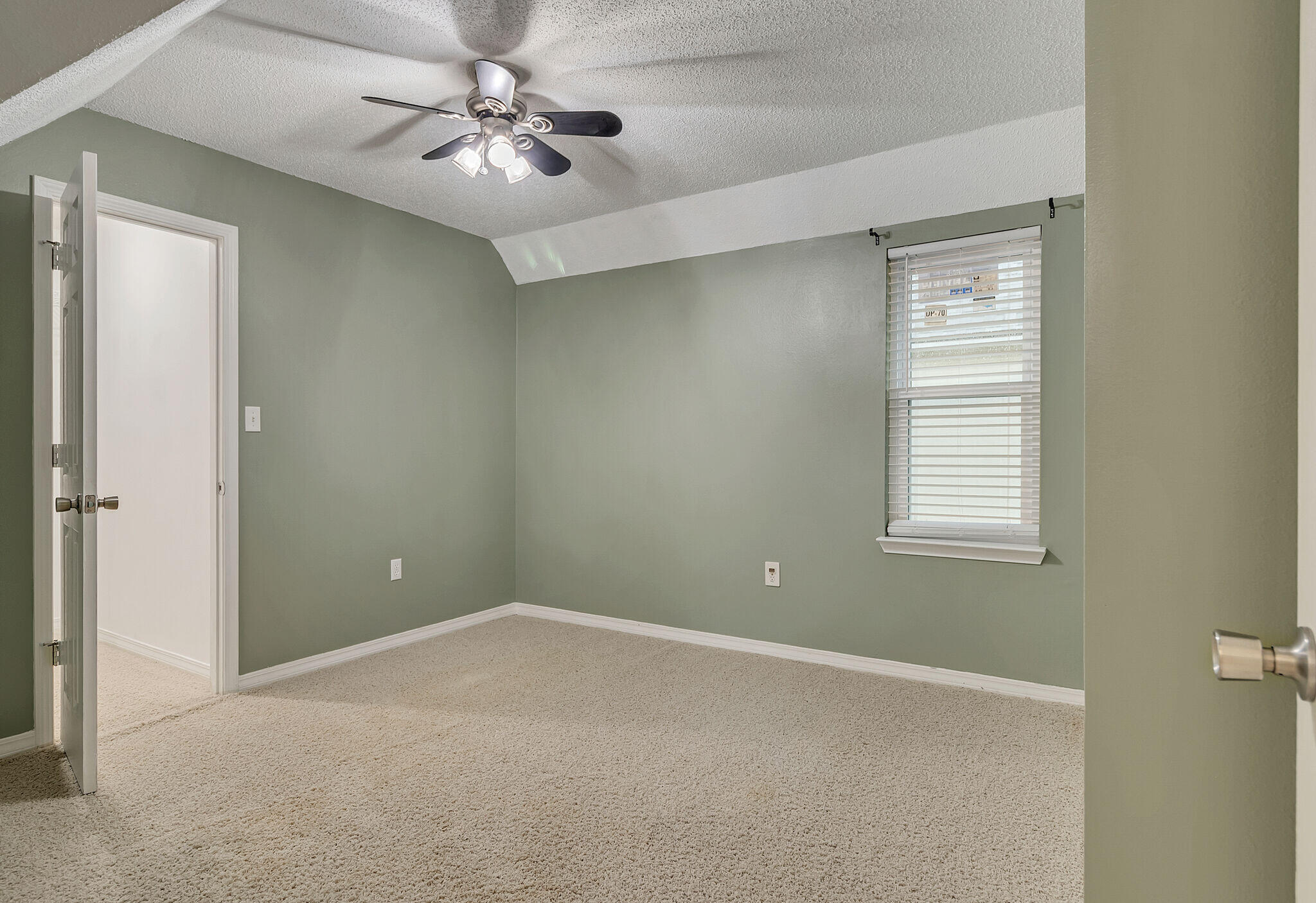 SANDY RIDGE ESTATES - Residential Lease