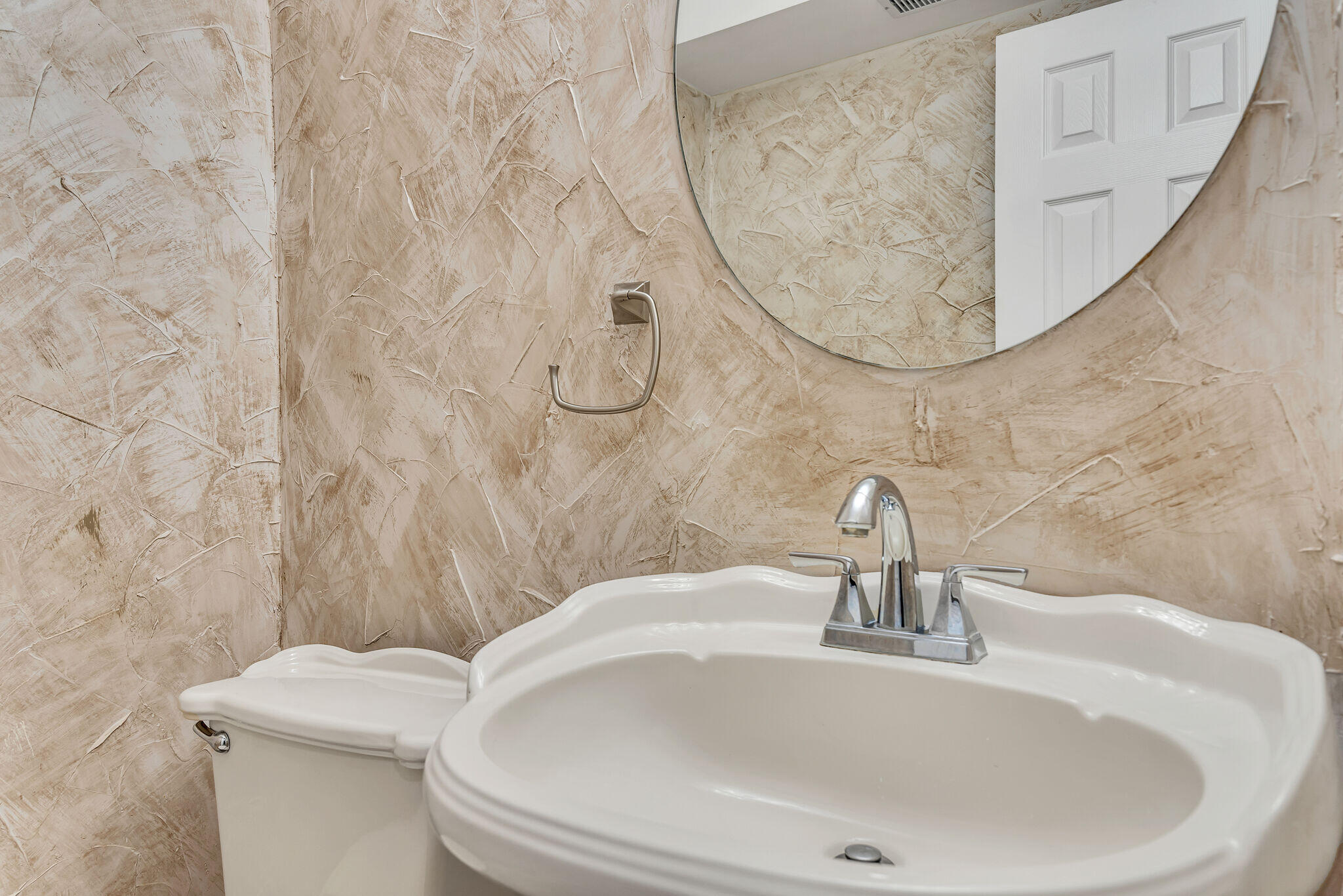 SANDY RIDGE ESTATES - Residential Lease