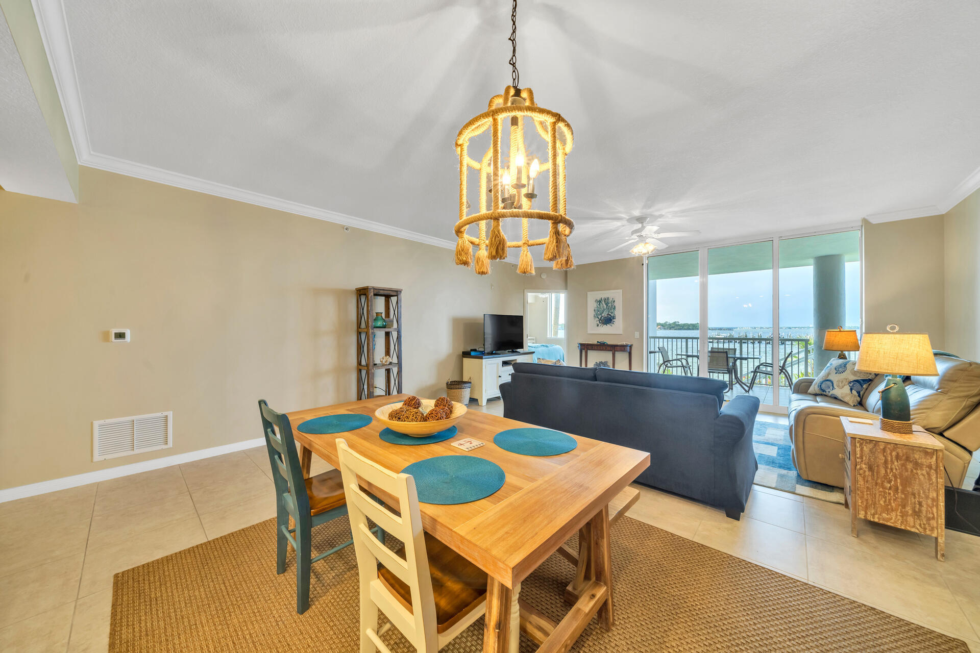 DESTIN WEST BEACH AND BAY RESORT OSPREY - Residential