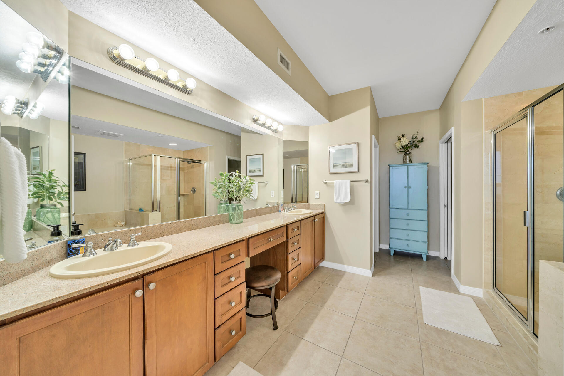 DESTIN WEST BEACH AND BAY RESORT OSPREY - Residential