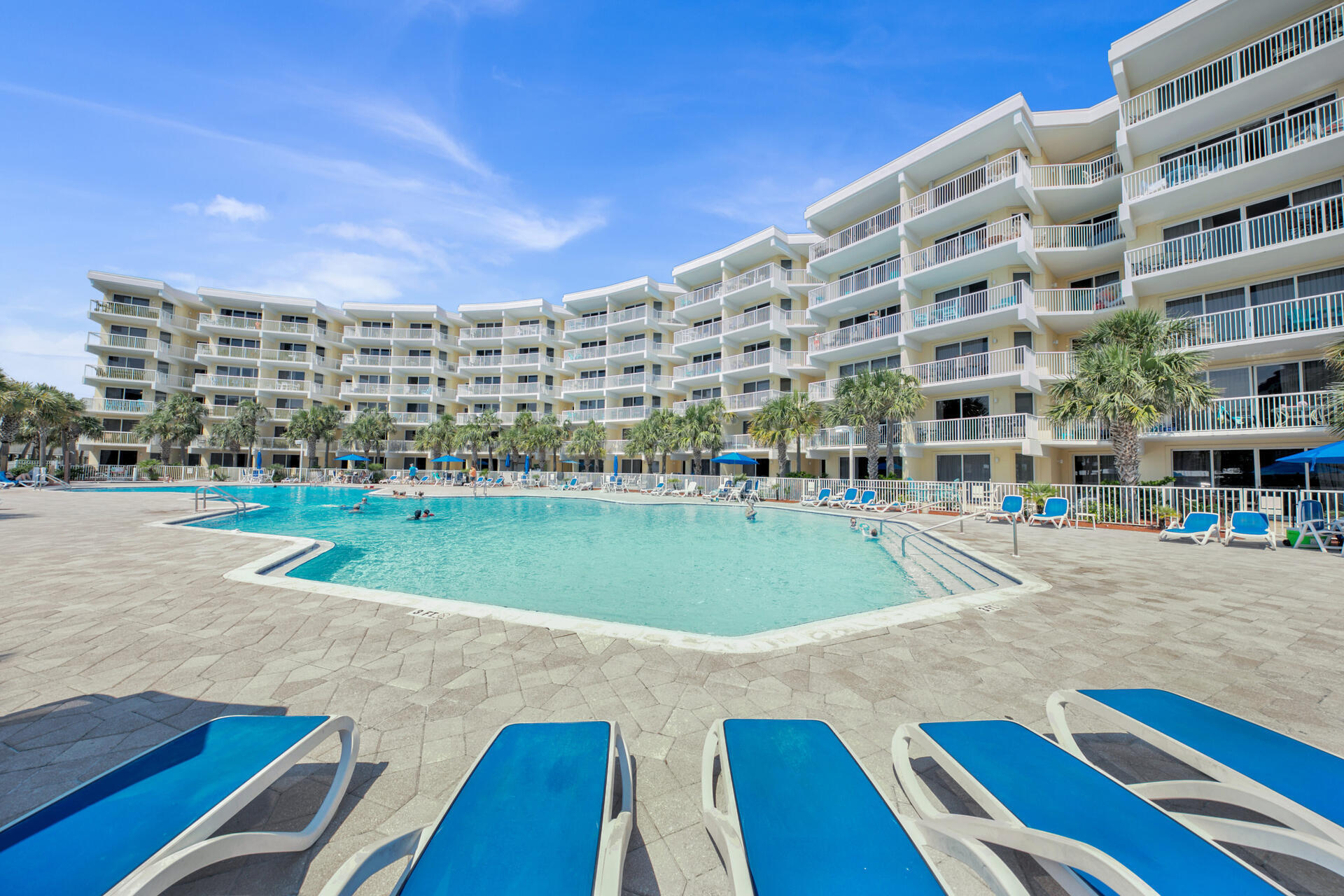 DESTIN WEST BEACH AND BAY RESORT OSPREY - Residential