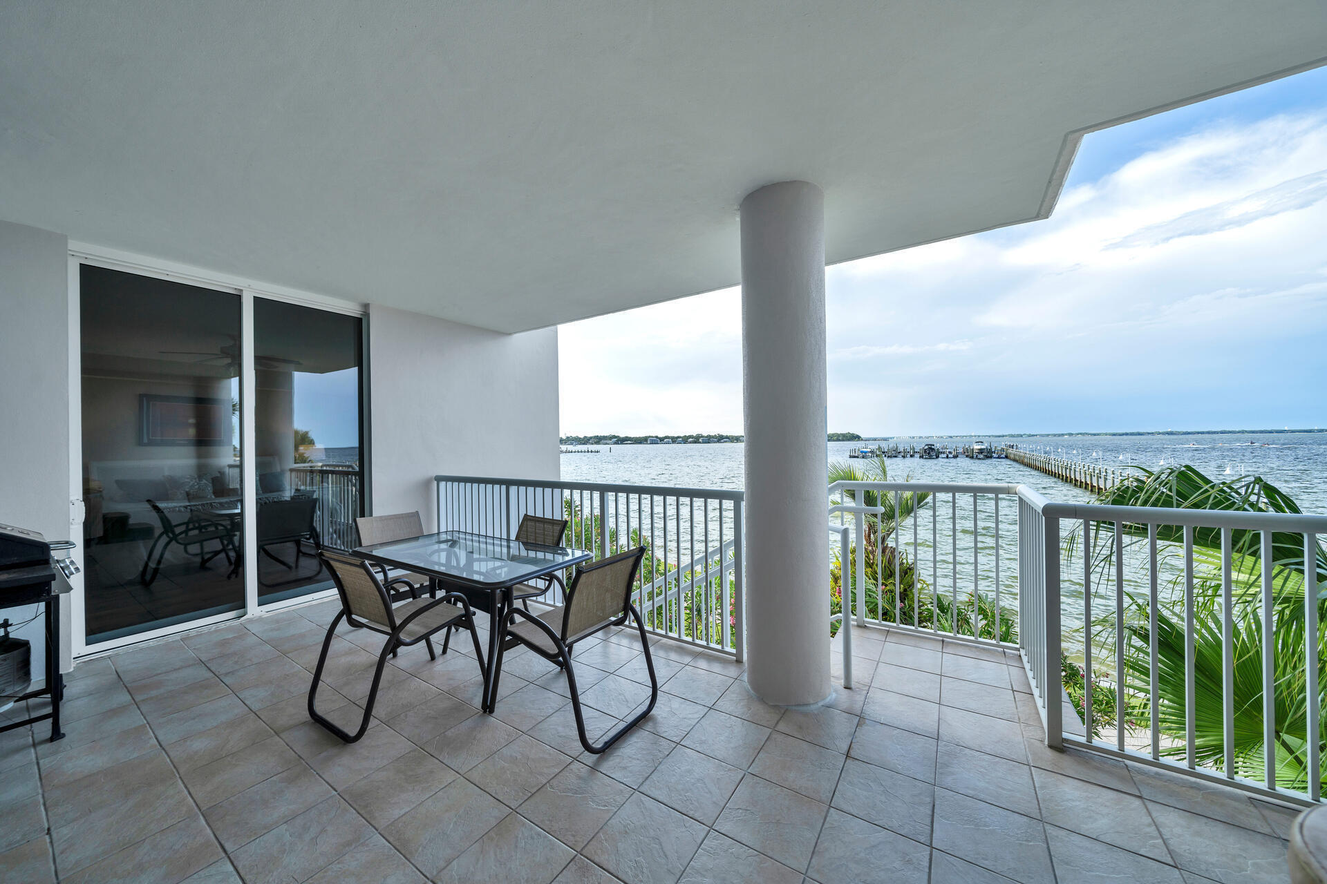 DESTIN WEST BEACH AND BAY RESORT OSPREY - Residential