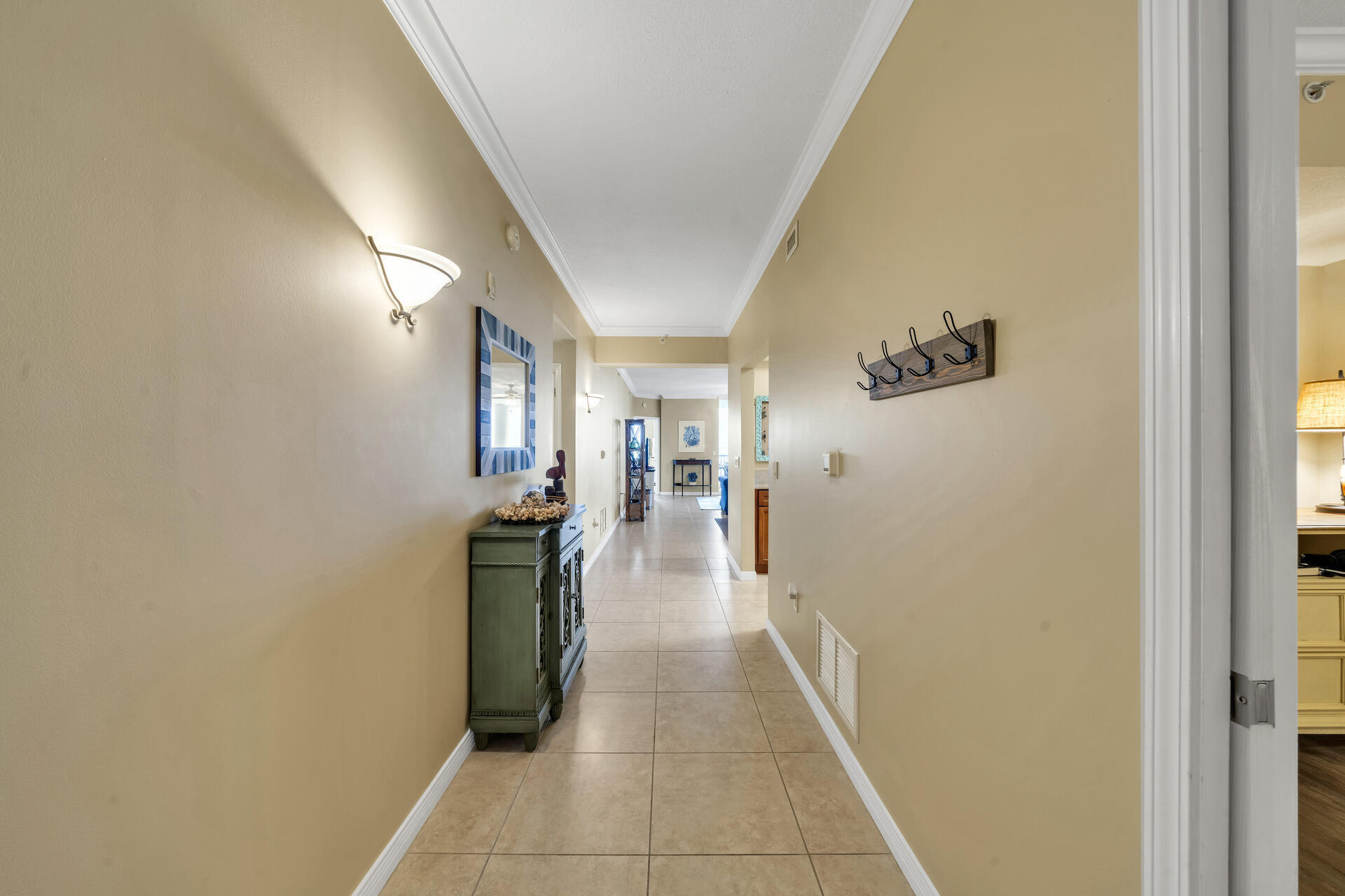 DESTIN WEST BEACH AND BAY RESORT OSPREY - Residential