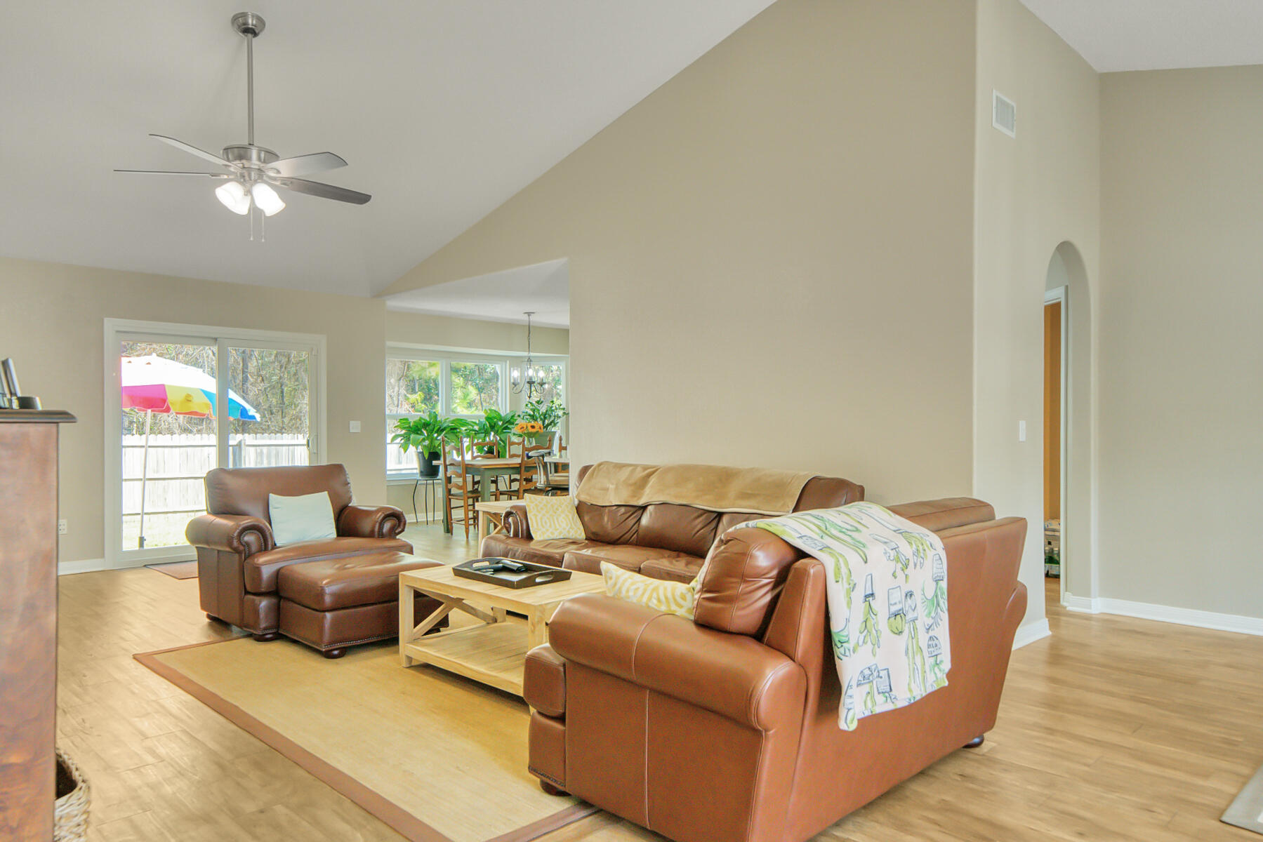 SOUND HAMMOCK - Residential