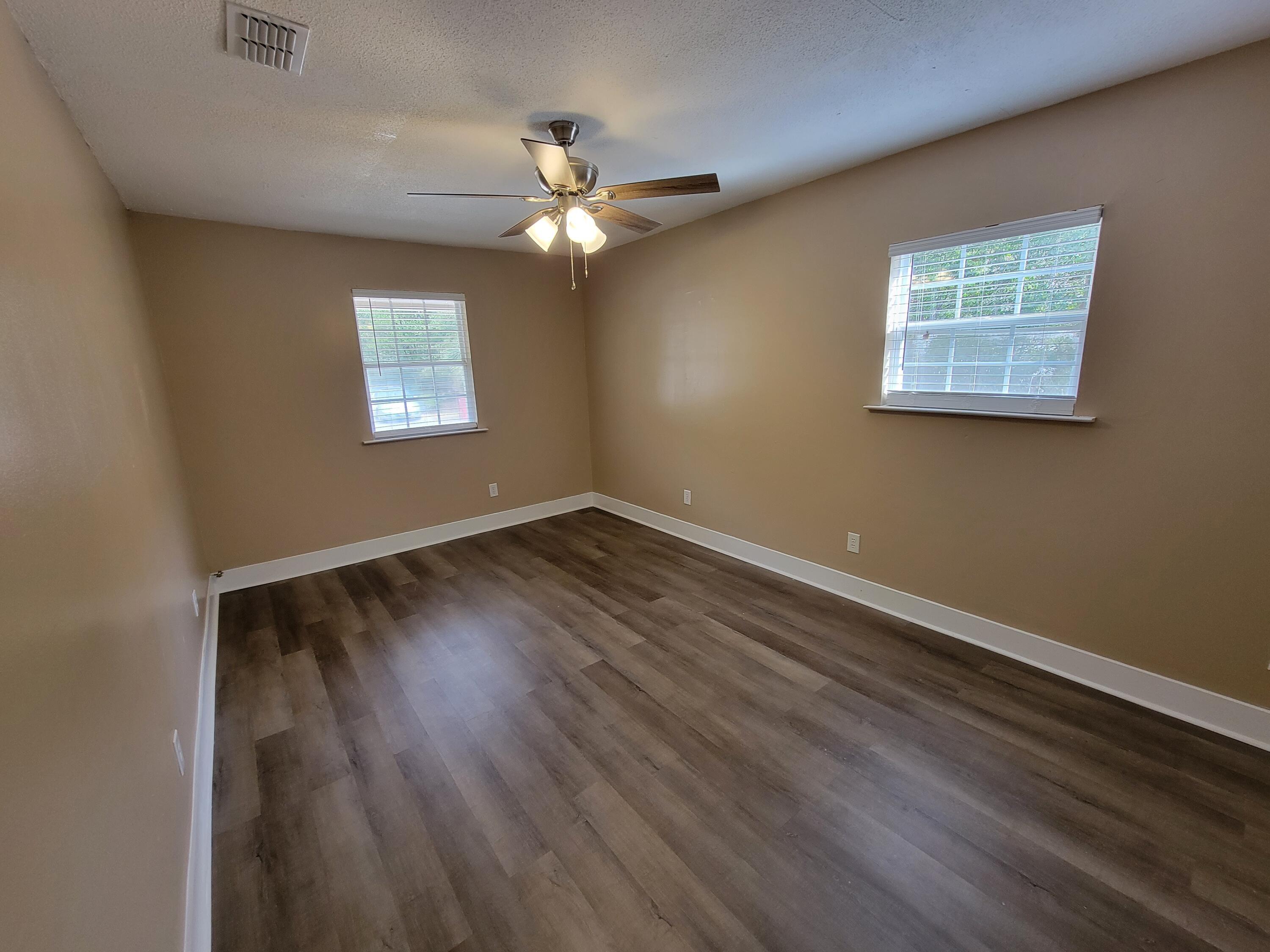 CRESTVIEW - Residential Lease