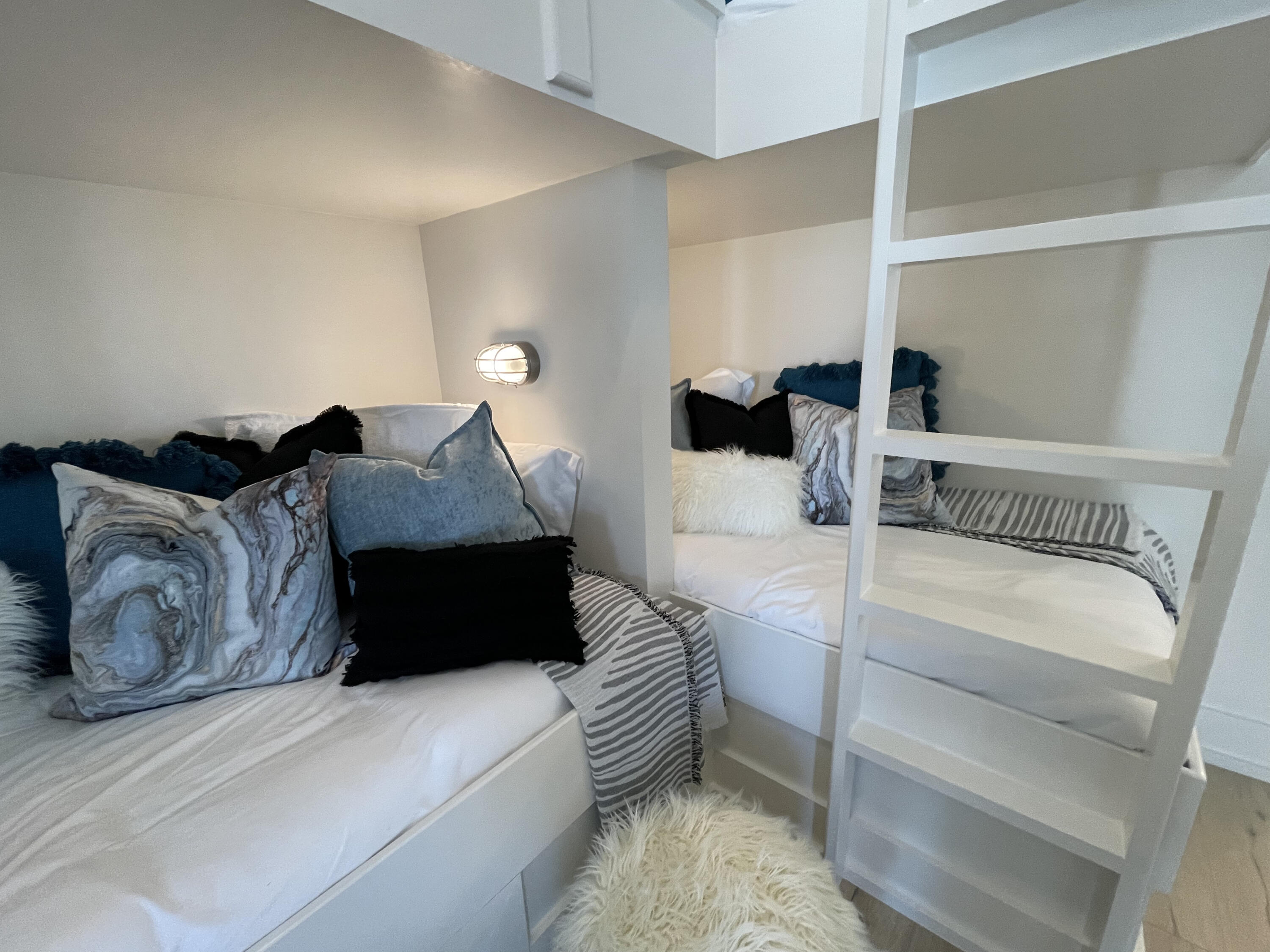 SEACREST BEACH PH 2 - Residential