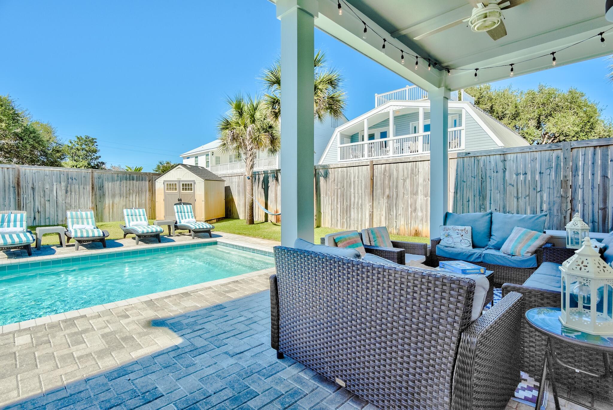 CRYSTAL BEACH - Residential