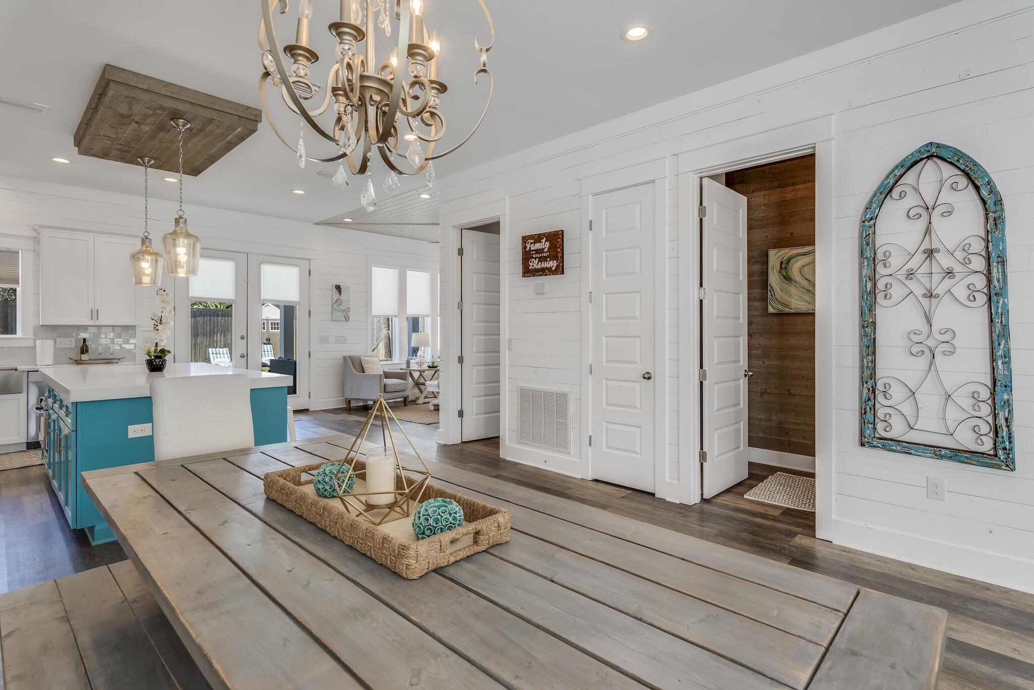 CRYSTAL BEACH - Residential
