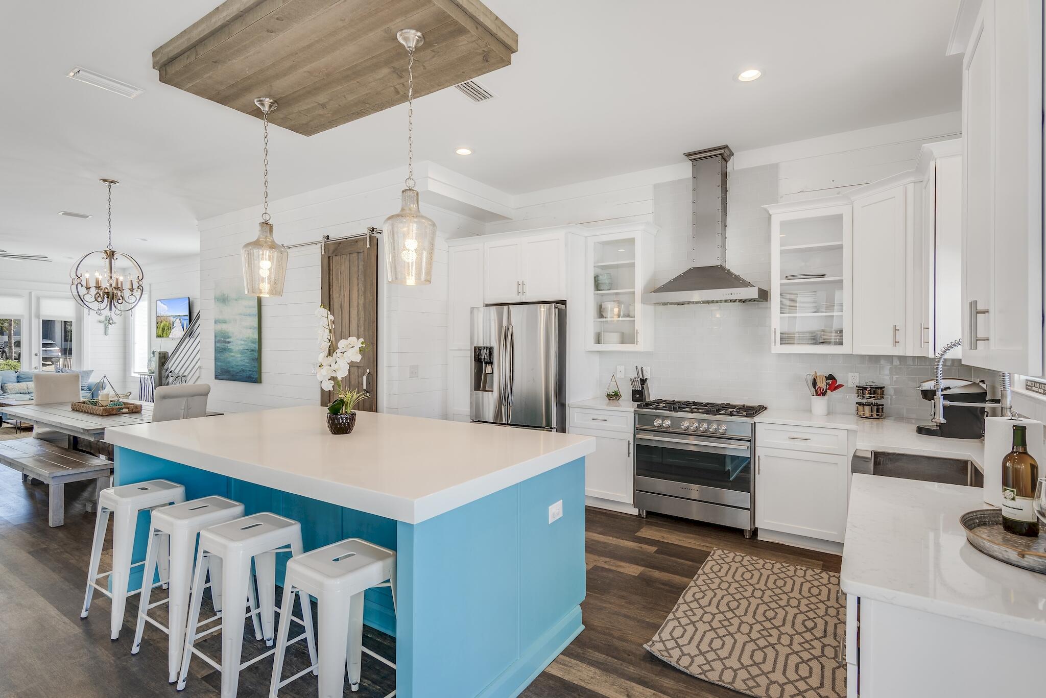 CRYSTAL BEACH - Residential