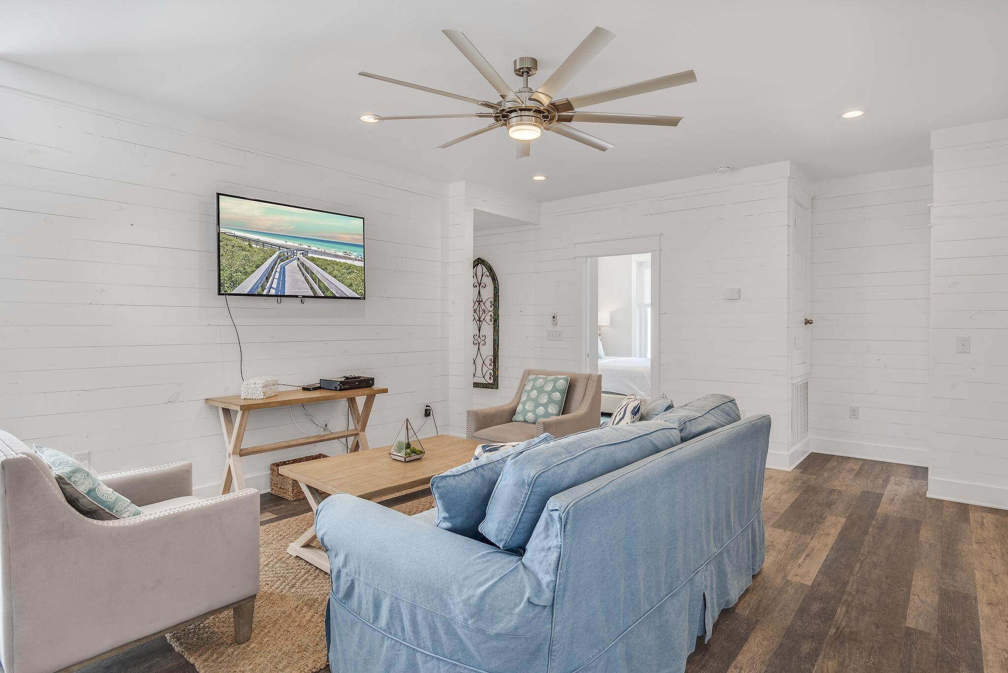 CRYSTAL BEACH - Residential
