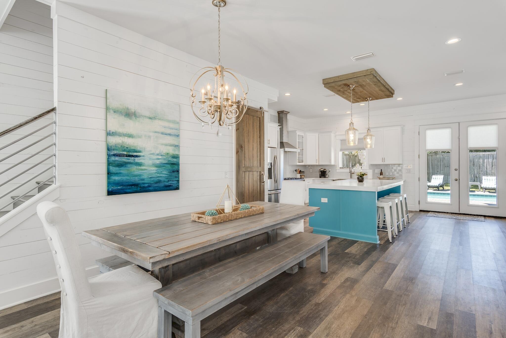 CRYSTAL BEACH - Residential