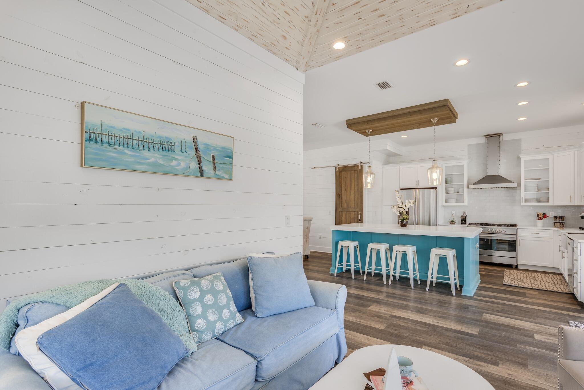 CRYSTAL BEACH - Residential