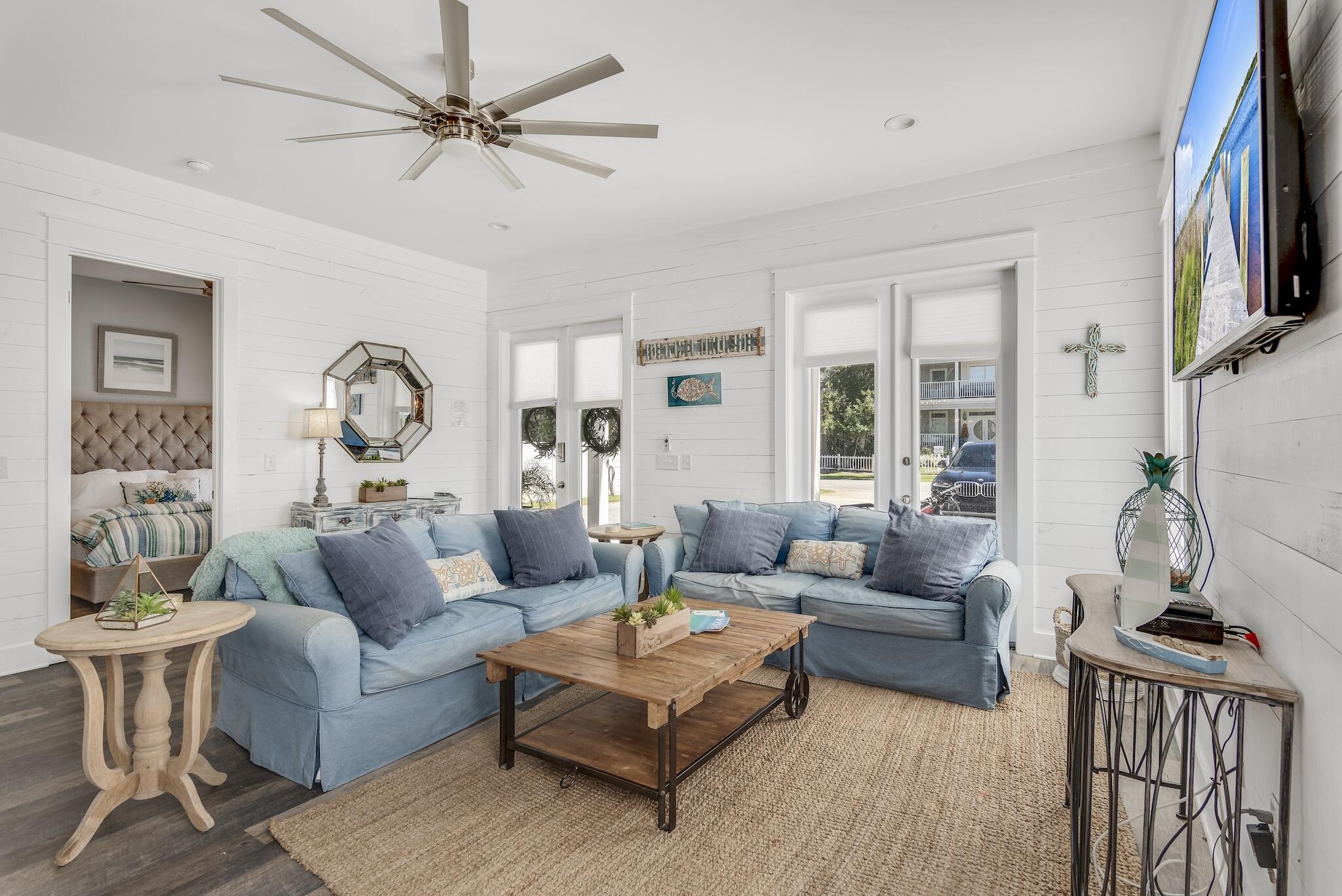 CRYSTAL BEACH - Residential