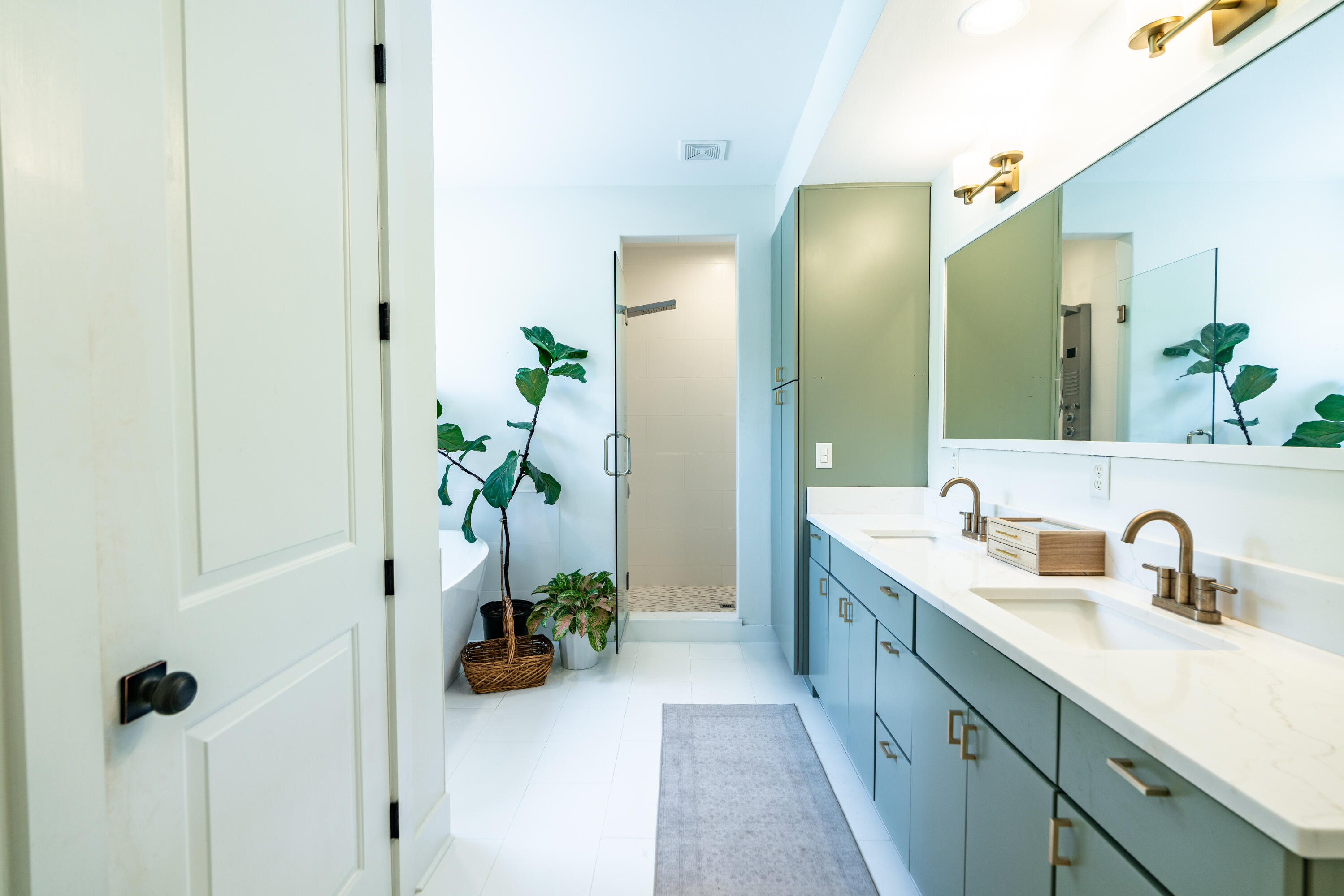 90 Pisces Dr - Residential