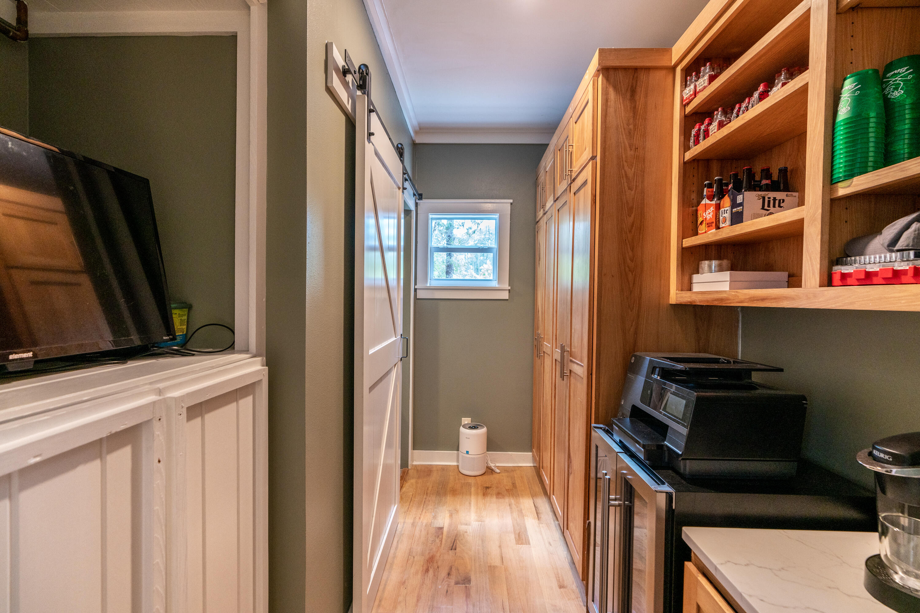 90 Pisces Dr - Residential