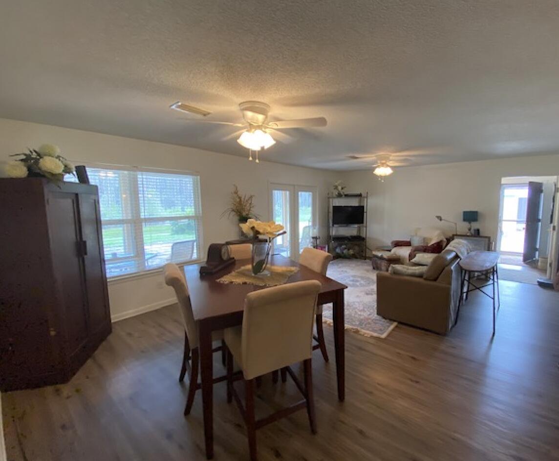 THOMPSON PLANTATION - Residential