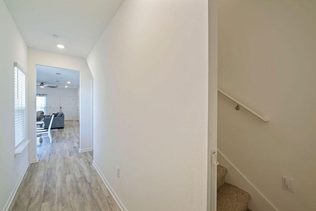 OWL'S HEAD EAST - Residential Lease