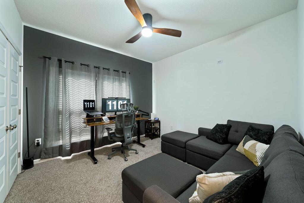 OWL'S HEAD EAST - Residential Lease