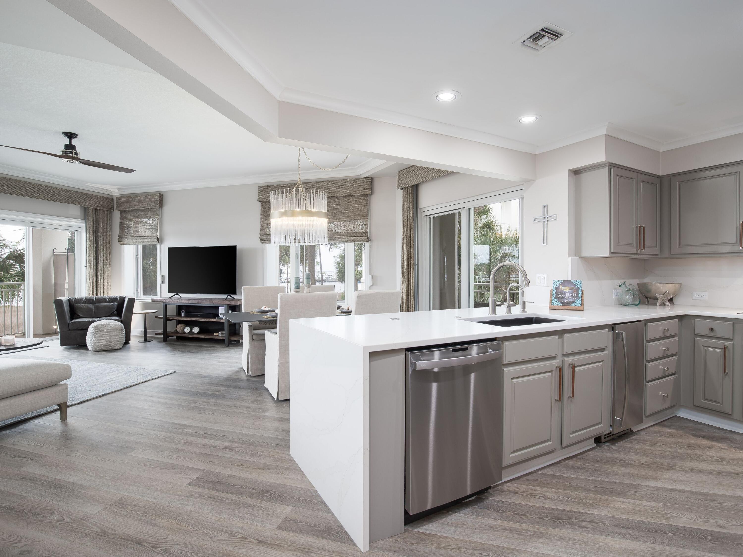 ANCHORAGE AT SANDESTIN - Residential