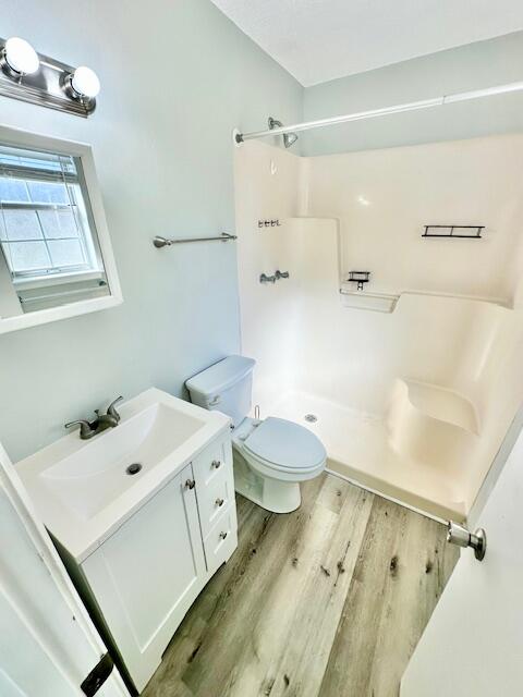 PINE MEADOWS - Residential Lease