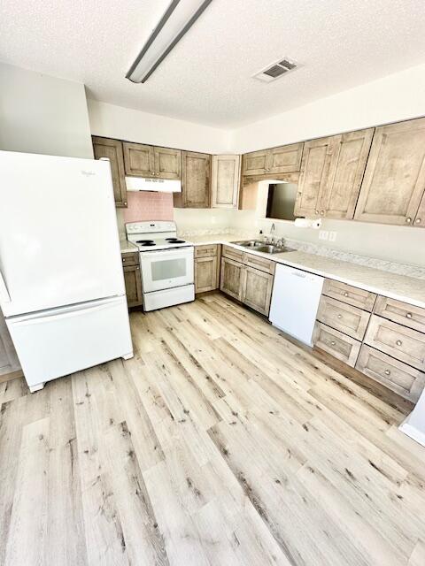 PINE MEADOWS - Residential Lease