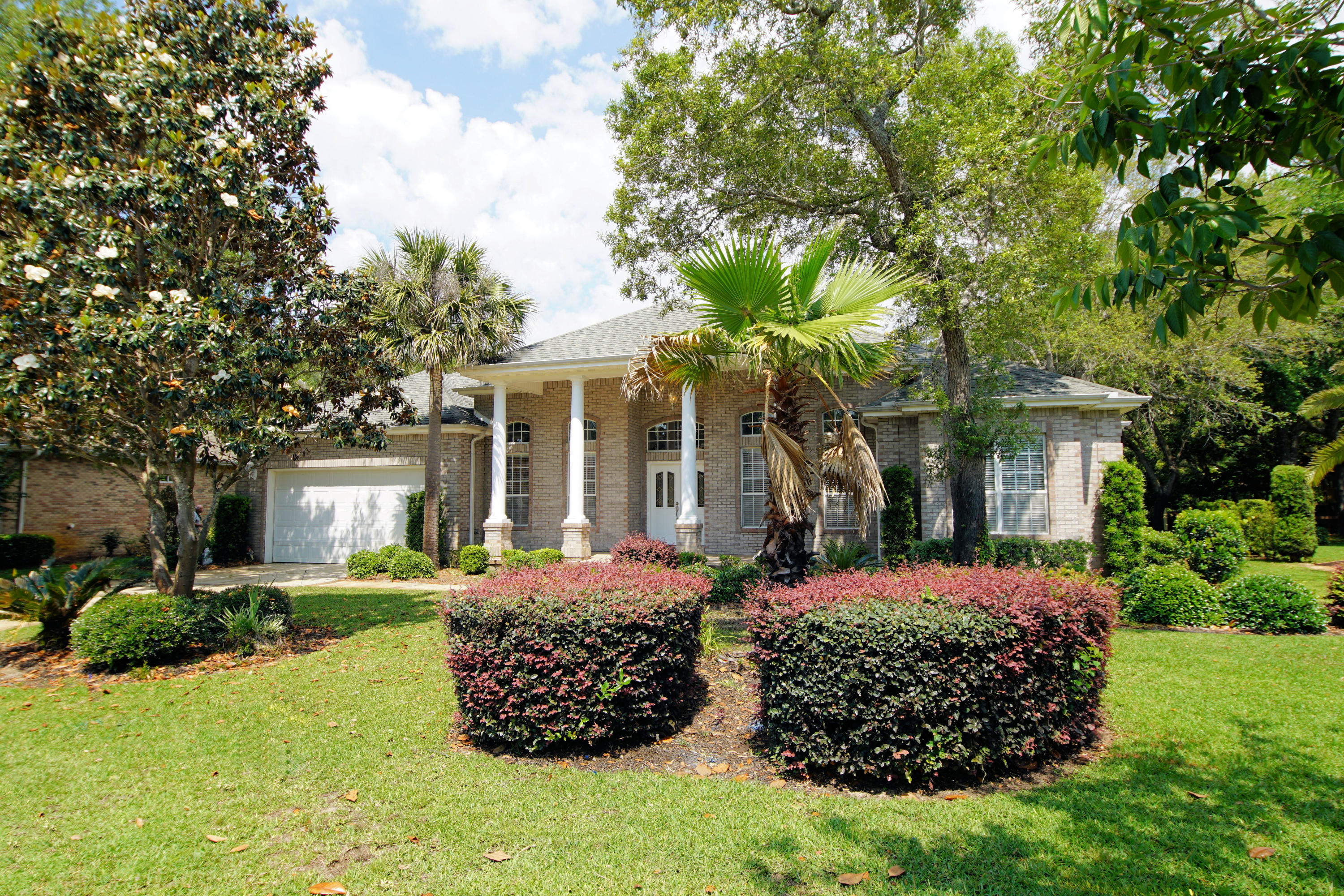 MAGNOLIA PLANTATION AT BLUEWATER BAY - Residential