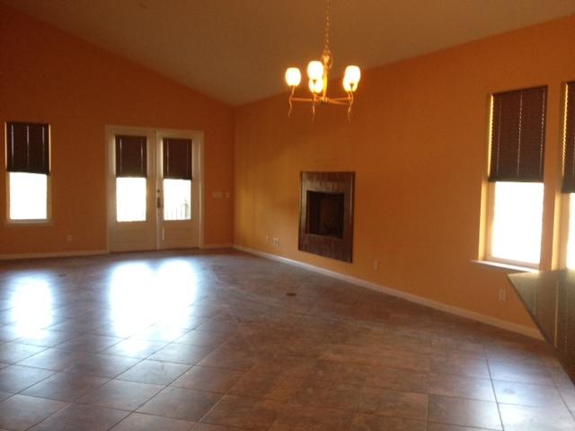 LAKEWOOD POINTE ESTATES - Residential