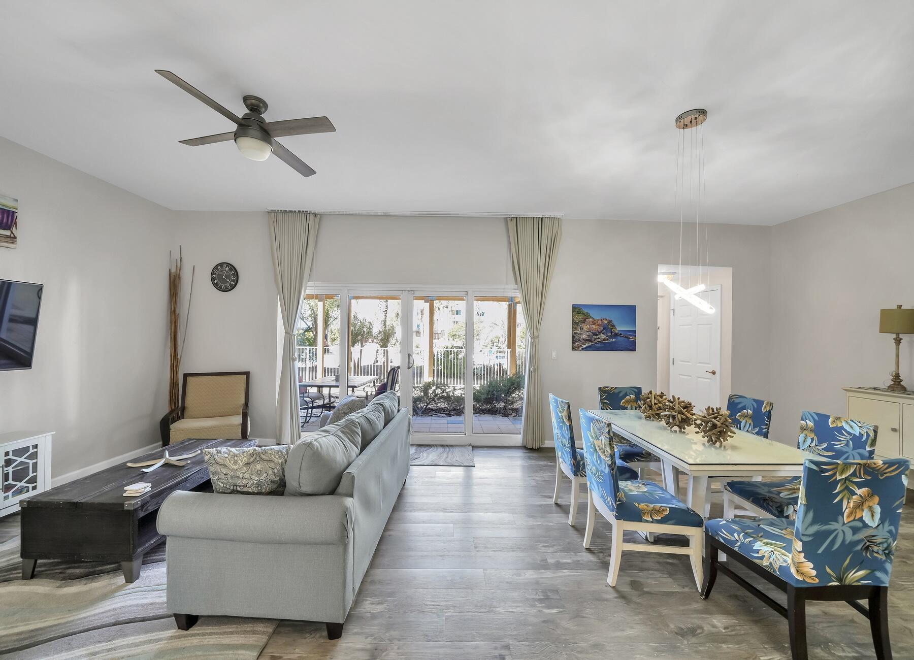 THE PALMS OF DESTIN - Residential