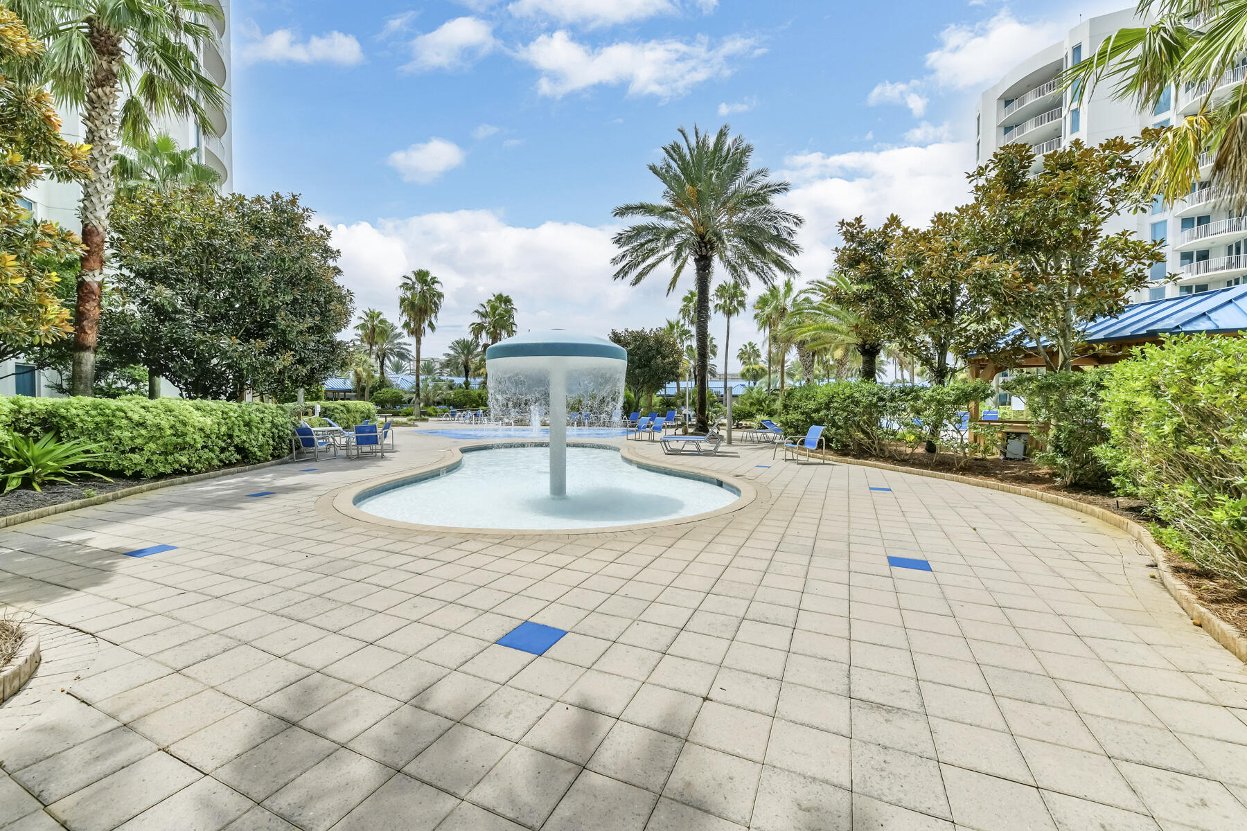 THE PALMS OF DESTIN - Residential