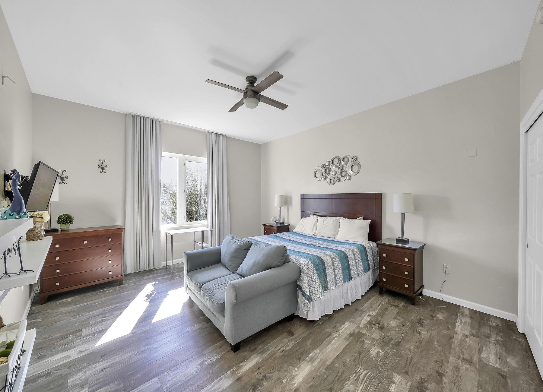 THE PALMS OF DESTIN - Residential