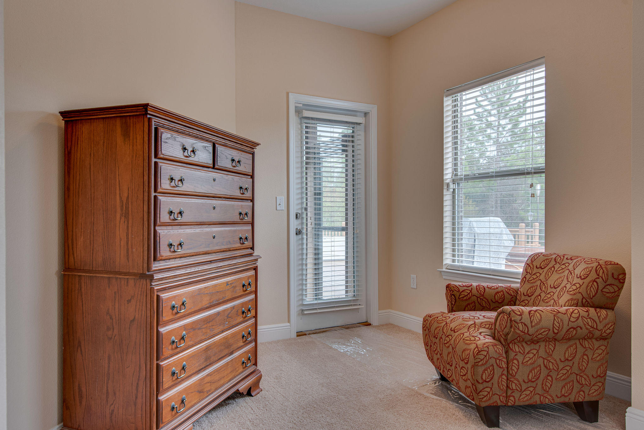 TREASURE ISLAND - Residential