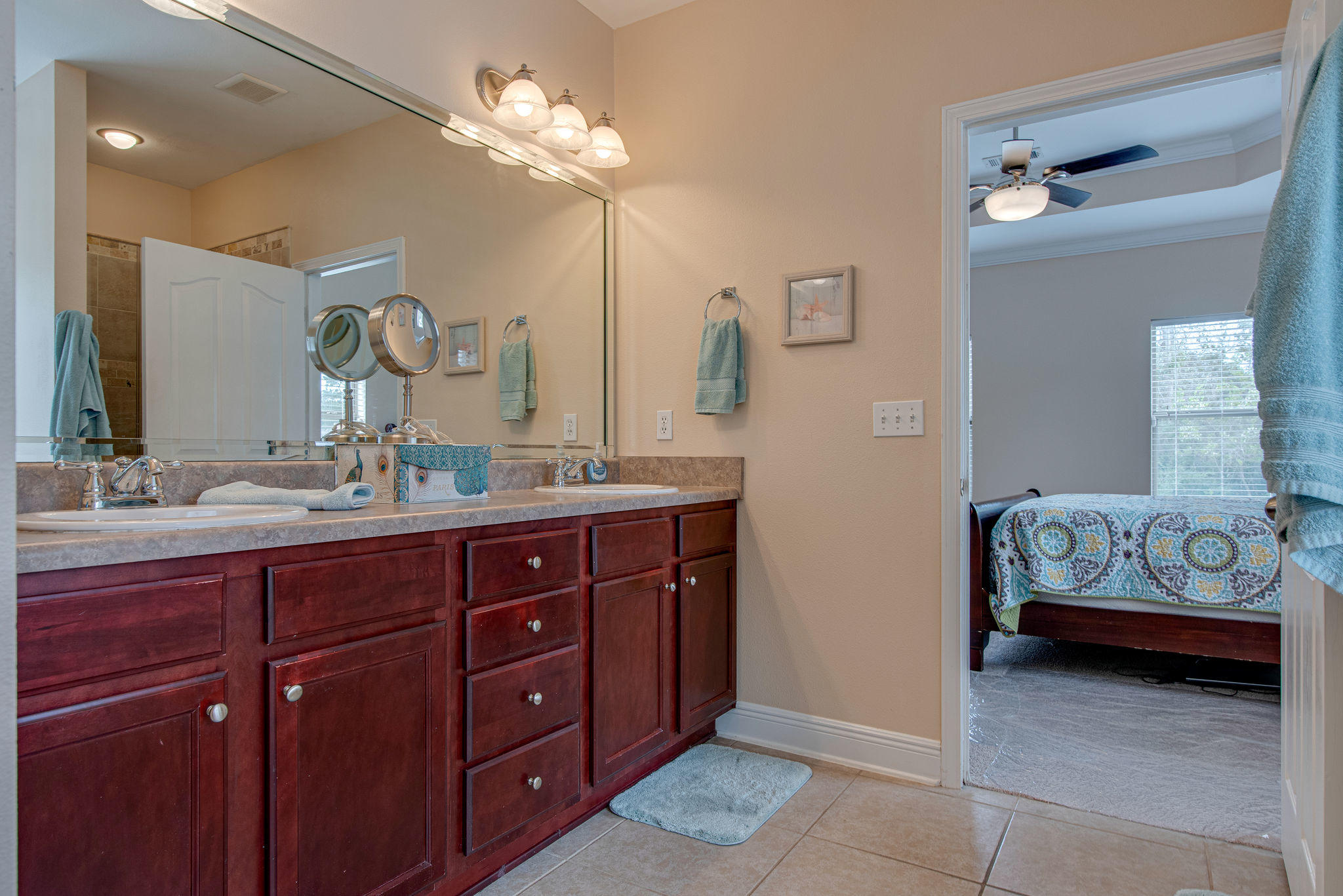 TREASURE ISLAND - Residential