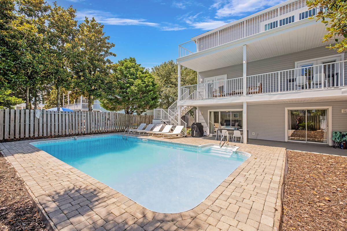 CRYSTAL BEACH - Residential