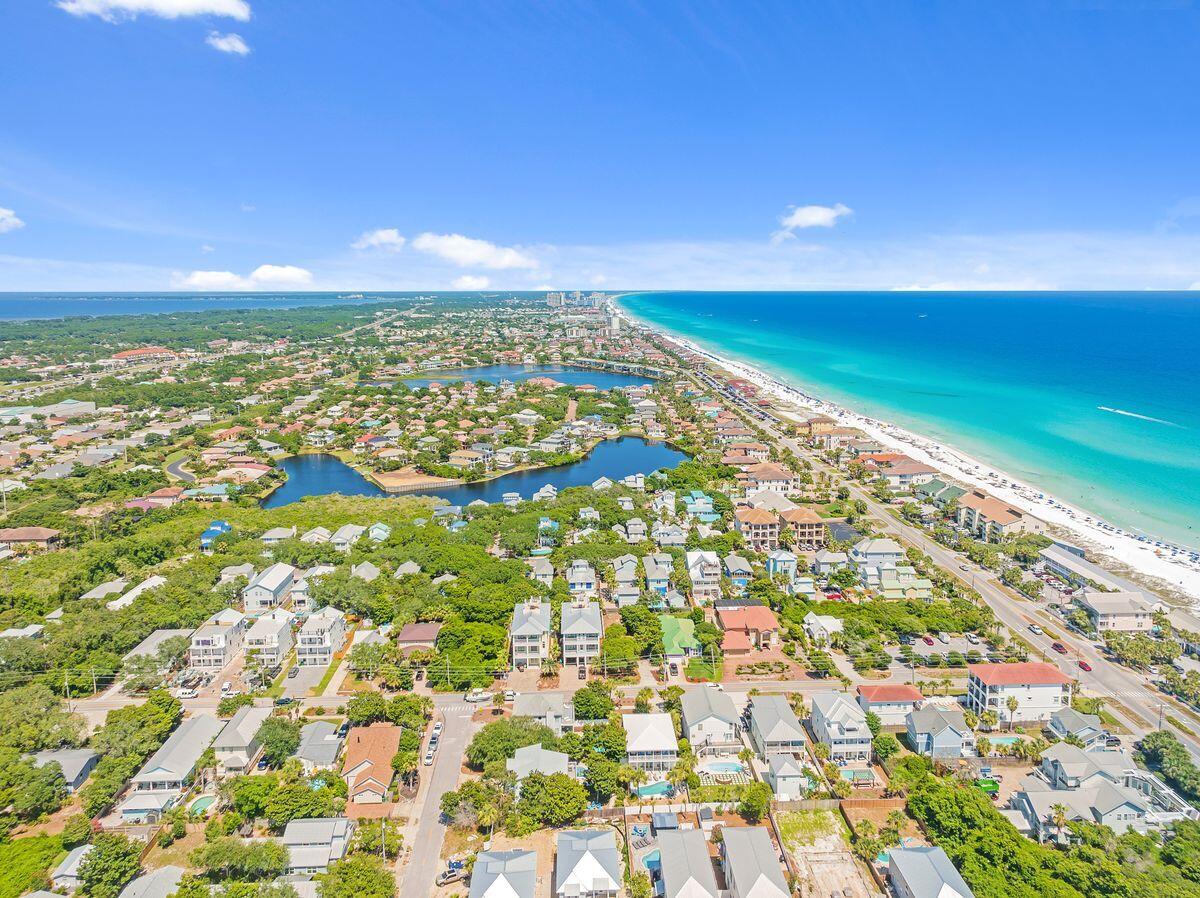 CRYSTAL BEACH - Residential