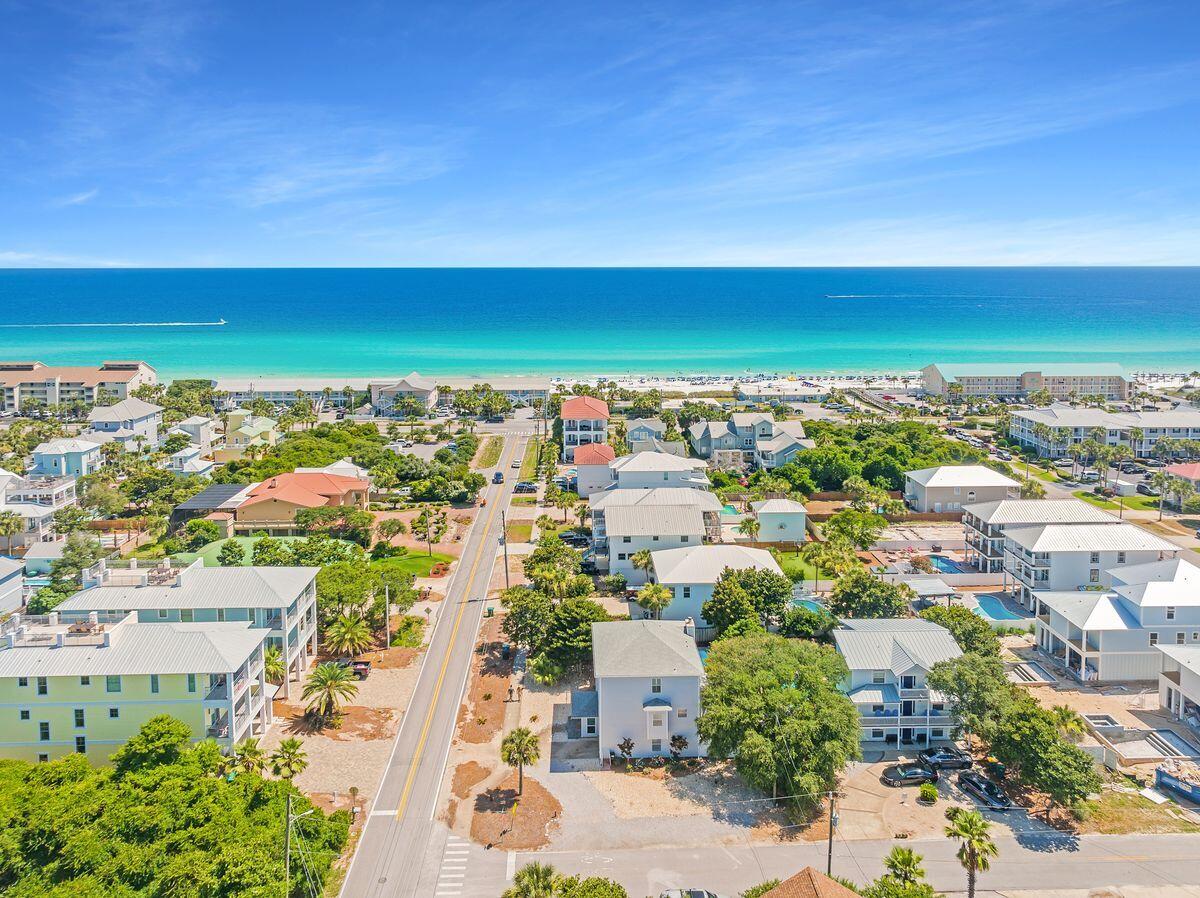 CRYSTAL BEACH - Residential