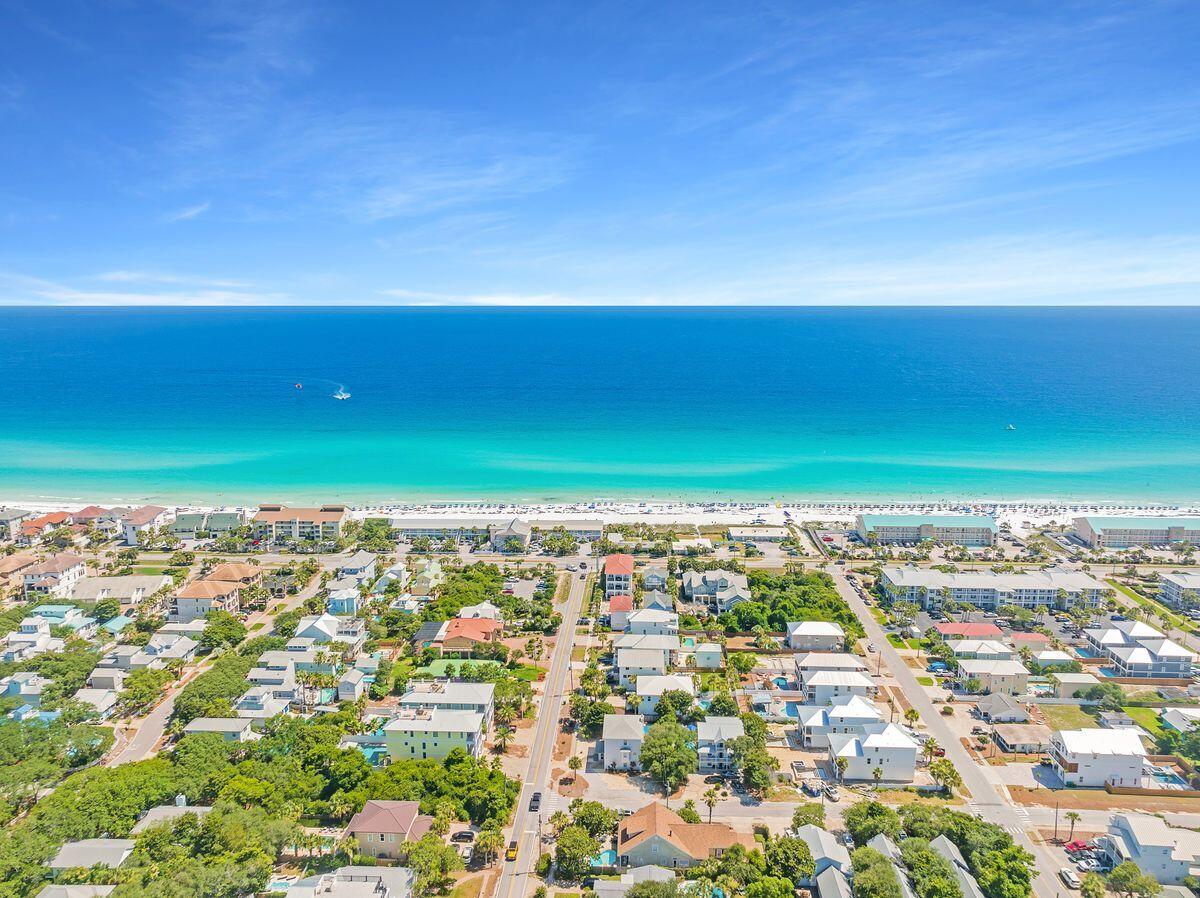 CRYSTAL BEACH - Residential