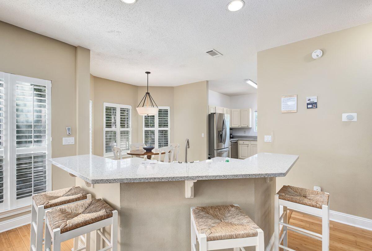 CRYSTAL BEACH - Residential