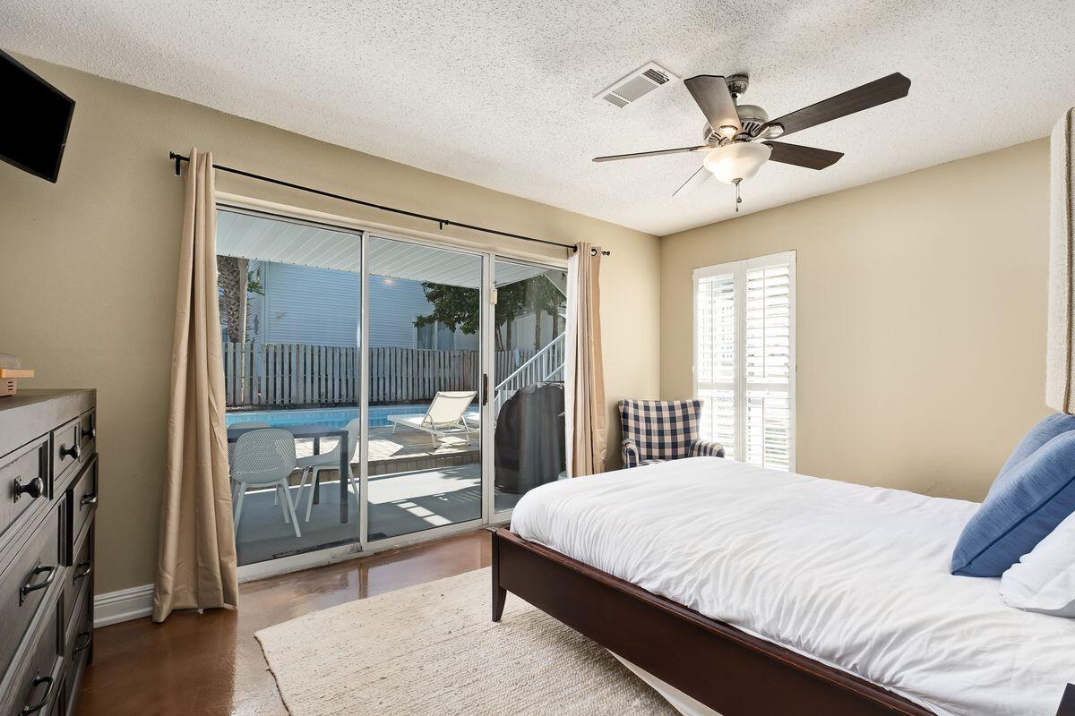 CRYSTAL BEACH - Residential