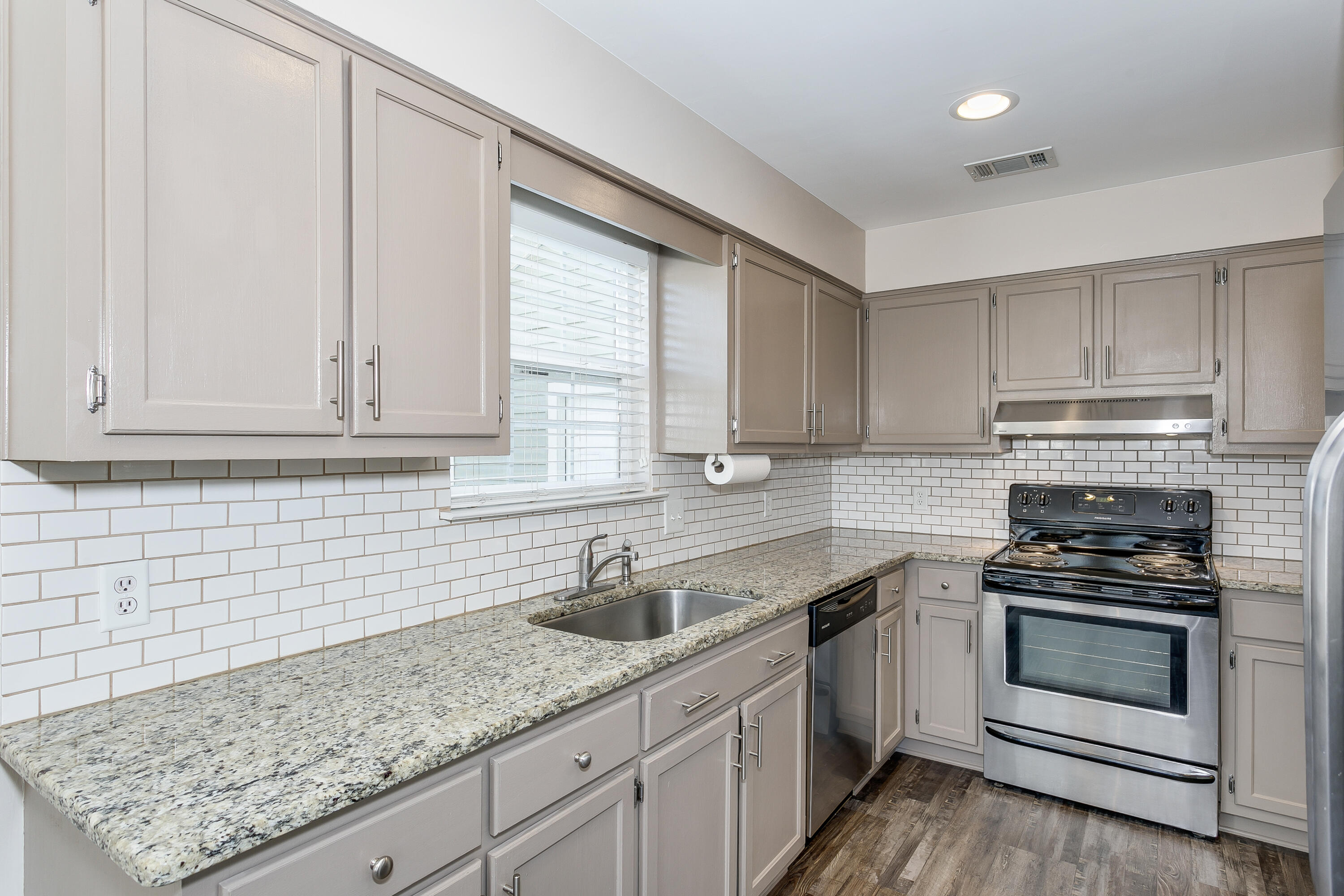 FOX DEN VILLAGES PHASE III - Residential