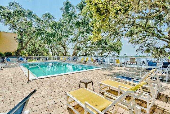 CEDARS CONDO - Residential