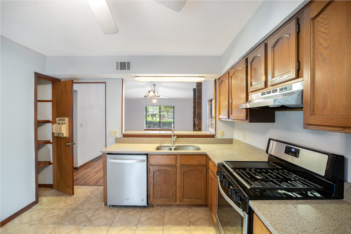 CEDAR RIDGE PH 4 - Residential