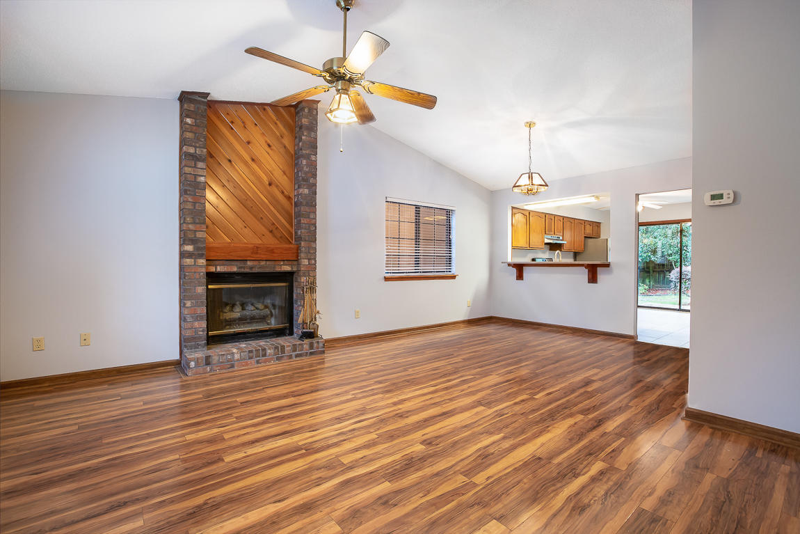 CEDAR RIDGE PH 4 - Residential